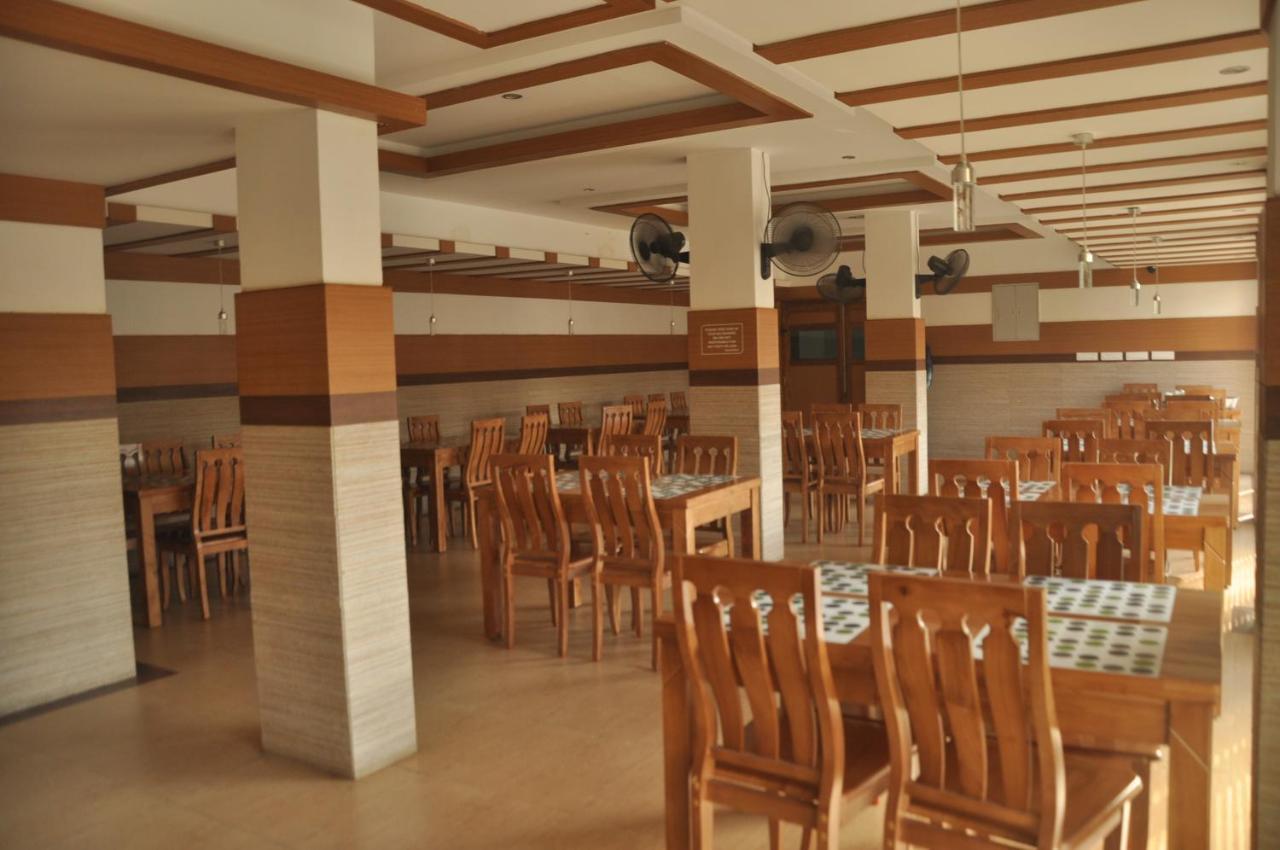 โรงแรมปาล์ม มยีลาดูธูราย ภายนอก รูปภาพ