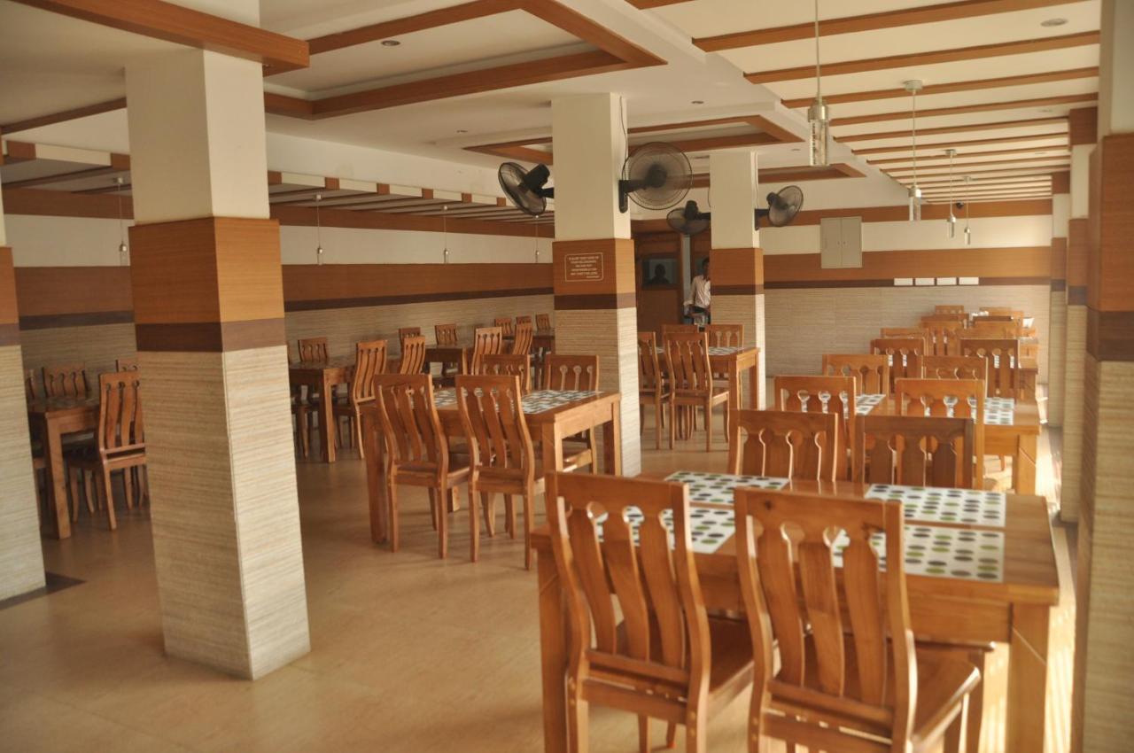 โรงแรมปาล์ม มยีลาดูธูราย ภายนอก รูปภาพ